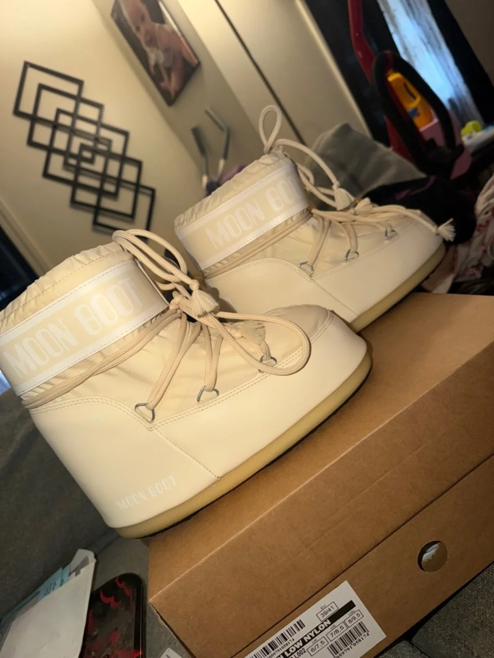 Moon Boot Cream Low Nylon Lace-Up Winter Boots